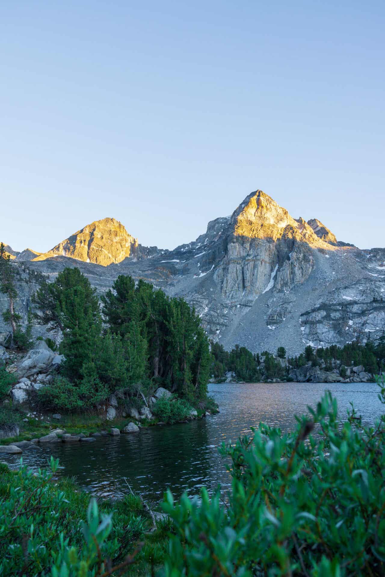View of mountains and lake from Rae Lakes Loop trail
